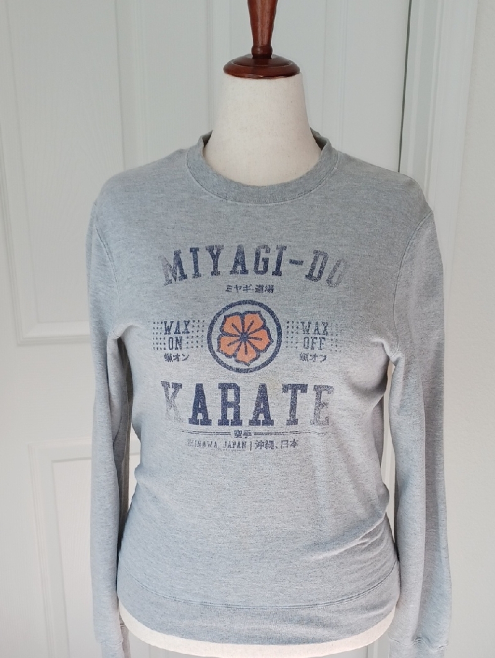 Source Unknown Gray Miyagi-Do Karate Crewneck Sweatshirt Small